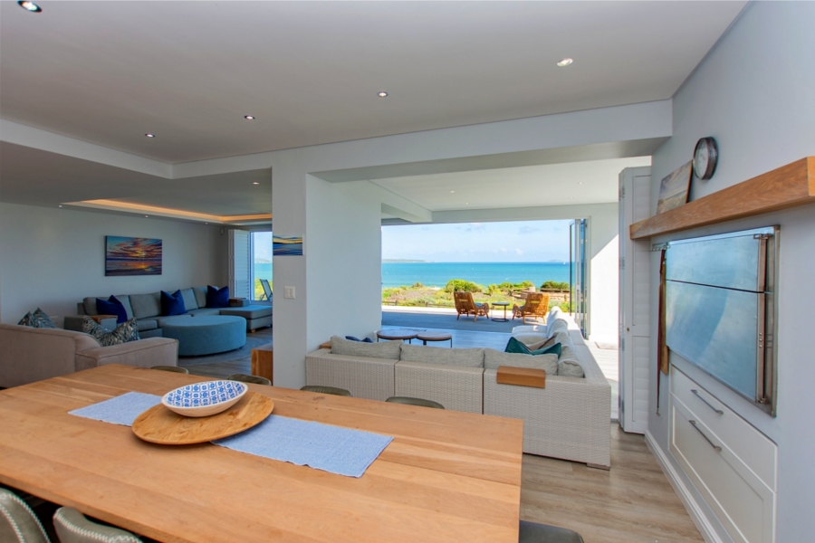 5 Bedroom Property for Sale in Calypso Beach Western Cape